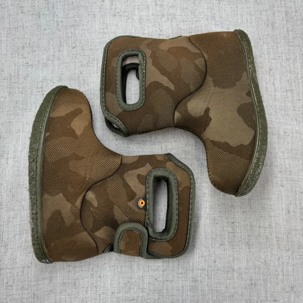 Bogs Baby Boots Camo Brown Olive Green Waterproof Winter Boots Toddler Size 8